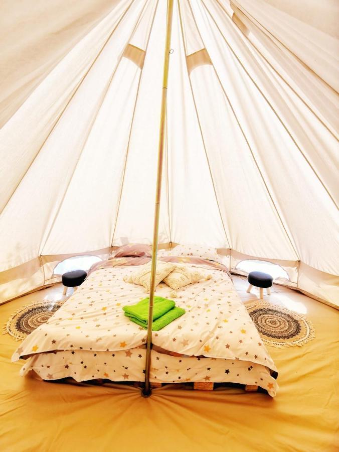 Luna Rock Glamping Brezoi - Blue Scai المظهر الخارجي الصورة