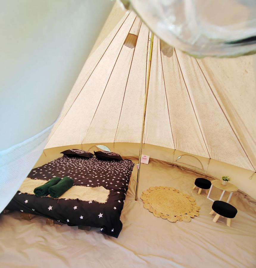 Luna Rock Glamping Brezoi - Blue Scai المظهر الخارجي الصورة