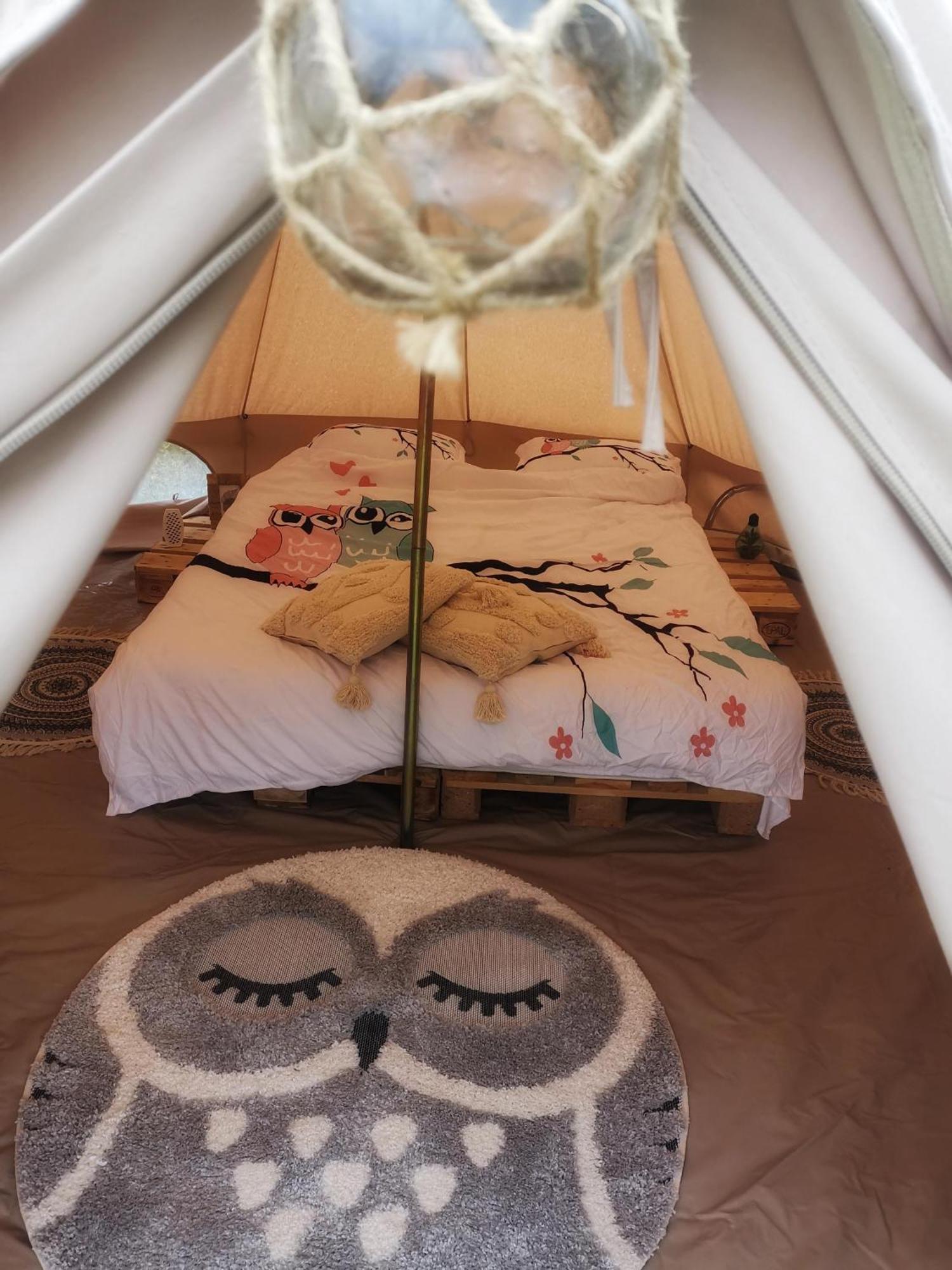 Luna Rock Glamping Brezoi - Blue Scai المظهر الخارجي الصورة